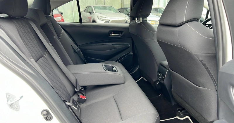 Toyota Corolla cena 104900 przebieg: 54466, rok produkcji 2022 z Sulejów małe 379